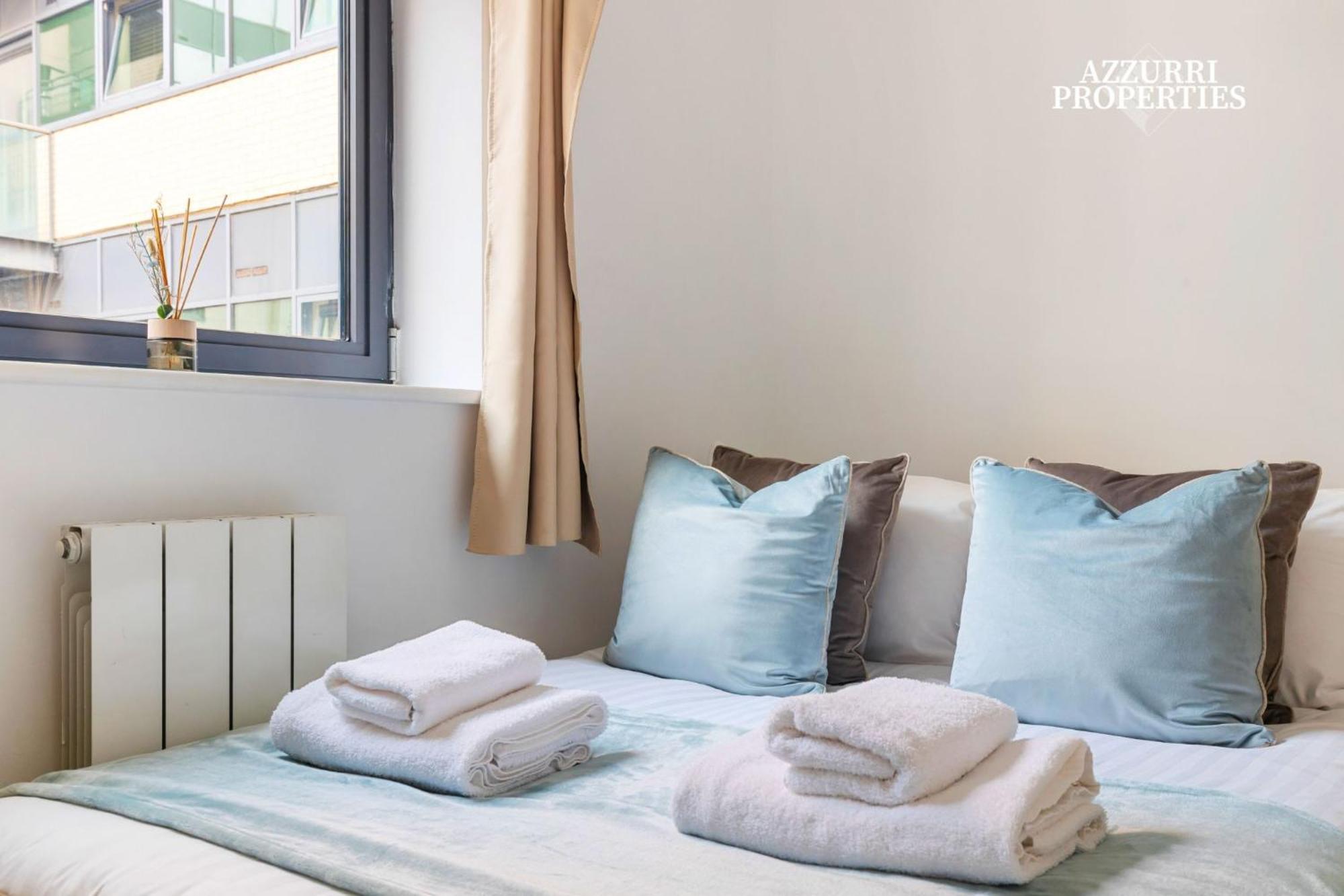 Apartment Short At Millharbour London
